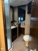 2016 Thor Motor Coach Quantum LF31, $ 49,999