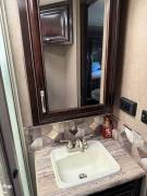 2016 Thor Motor Coach Quantum LF31, $ 49,999