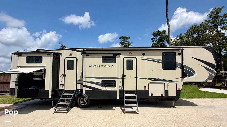 2019 Keystone Montana High Country 362RD, $ 42,900