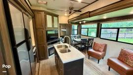 2019 Keystone Montana High Country 362RD, $ 42,900