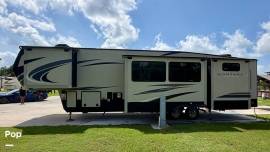2019 Keystone Montana High Country 362RD, $ 42,900