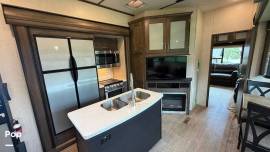 2019 Keystone Montana High Country 362RD, $ 42,900