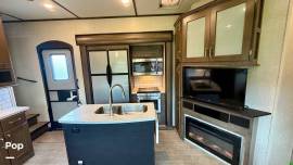 2019 Keystone Montana High Country 362RD, $ 42,900