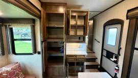 2019 Keystone Montana High Country 362RD, $ 42,900