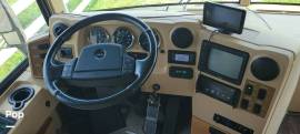 2007 Winnebago Tour 40KD, $ 70,000
