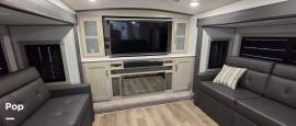 2024 Forest River Salem Hemisphere 36FL, $ 62,000