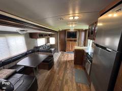2016 Forest River Vibe 272BHS, $ 15,300