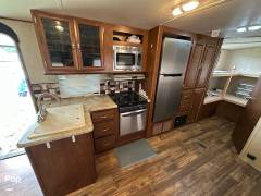 2016 Forest River Vibe 272BHS, $ 15,300