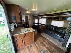 2016 Forest River Vibe 272BHS, $ 15,300