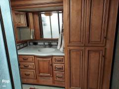 2013 Winnebago Tour 42GD, $ 129,900