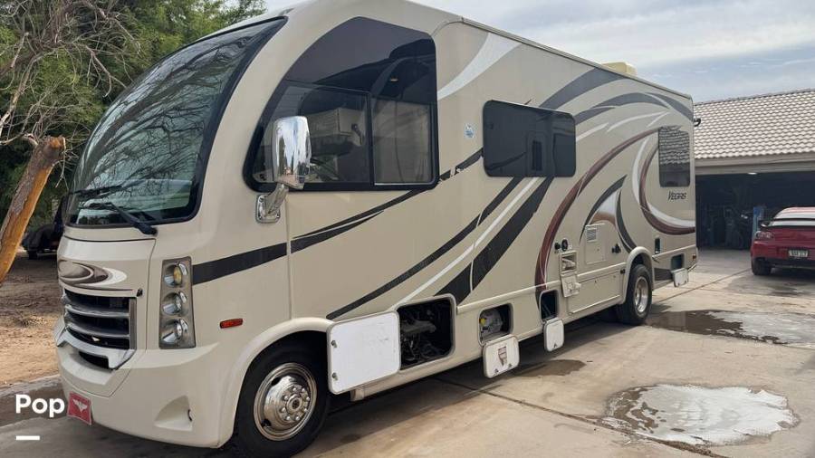 2016 Thor Motor Coach Vegas 25.2, $ 48,900