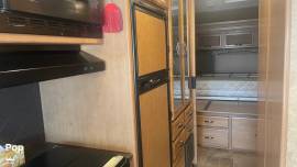 2016 Thor Motor Coach Vegas 25.2, $ 48,900