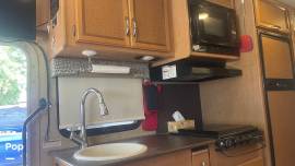 2016 Thor Motor Coach Vegas 25.2, $ 48,900