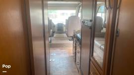 2016 Thor Motor Coach Vegas 25.2, $ 48,900