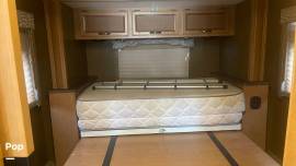 2016 Thor Motor Coach Vegas 25.2, $ 48,900