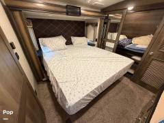 2018 Keystone Montana 3121RL, $ 35,000
