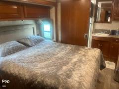 2018 Winnebago Sunstar LX 35F, $ 69,850