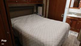 2018 Winnebago Sunstar LX 35F, $ 69,850