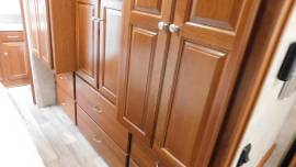 2018 Winnebago Sunstar LX 35F, $ 69,850
