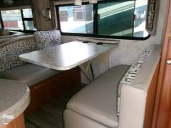 2018 Winnebago Sunstar LX 35F, $ 69,850