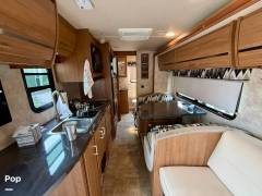2014 Itasca Navion 24M, $ 66,700