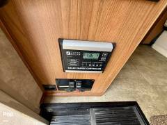 2014 Itasca Navion 24M, $ 66,700