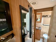 2014 Itasca Navion 24M, $ 66,700