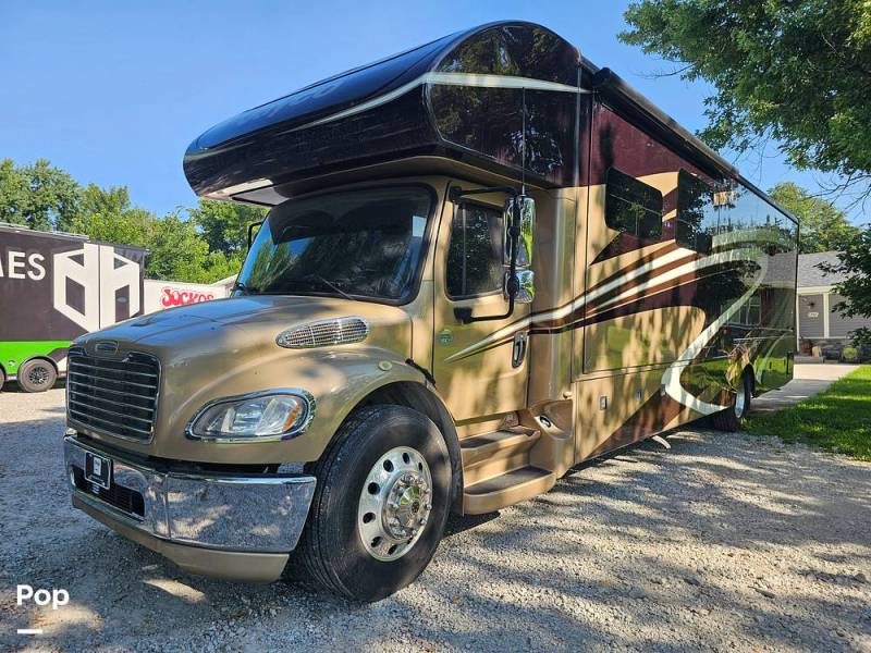 2015 Jayco Seneca 37FS, $ 117,000