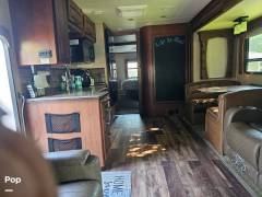 2015 Jayco Seneca 37FS, $ 117,000