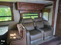 2015 Jayco Seneca 37FS, $ 117,000