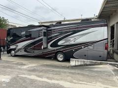 2022 Thor Motor Coach Miramar 35.2, $ 139,500