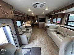 2022 Thor Motor Coach Miramar 35.2, $ 139,500