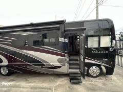 2022 Thor Motor Coach Miramar 35.2, $ 139,500