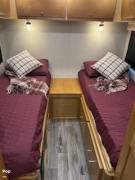 2019 Tiffin Wayfarer 24TW, $ 100,000
