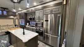 2021 Heartland Landmark 365 Newport, $ 69,900