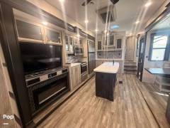 2022 Keystone Avalanche 390DS, $ 57,800