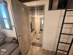 2022 Keystone Avalanche 390DS, $ 57,800