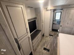 2022 Keystone Avalanche 390DS, $ 57,800