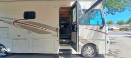 2017 Winnebago Sunstar 31KE, $ 43,400