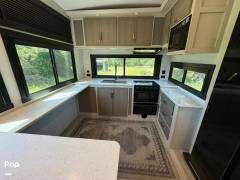 2025 Forest River Heritage Glen 320VIEW, $ 49,999