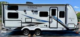 2021 Coachmen Freedom Express 238BHS, $ 24,000