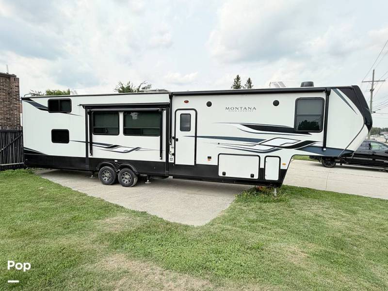 2023 Keystone Montana High Country 381TB, $ 64,500