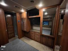 2015 Fleetwood Bounder 35K, $ 56,000