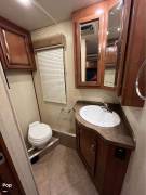 2015 Fleetwood Bounder 35K, $ 56,000