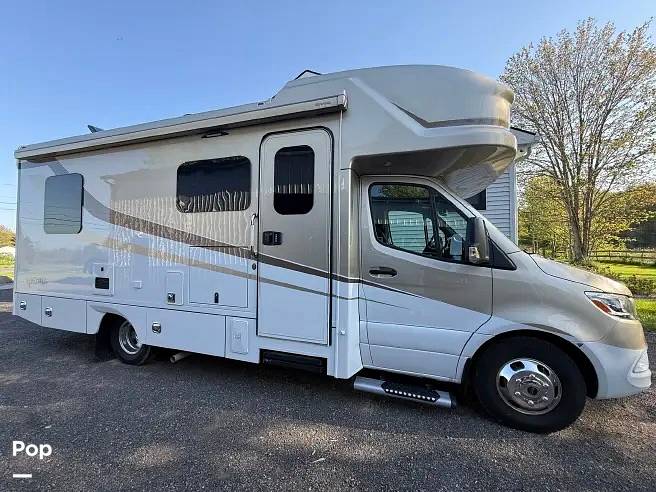 2024 Renegade Vienna 25VFWC, $ 162,000
