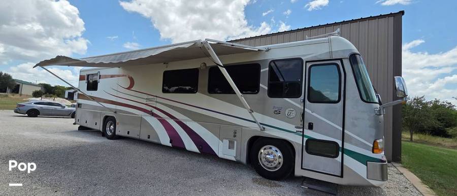 2000 Tiffin Zephyr 42, $ 44,995