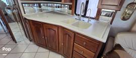 2000 Tiffin Zephyr 42, $ 44,995