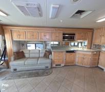 2006 Tiffin Phaeton 40TSH, $ 67,000