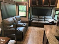2019 Jayco North Point 377RLBH, $ 67,300