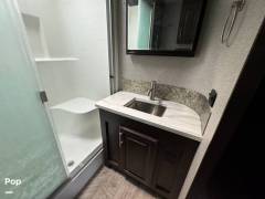 2019 Jayco North Point 377RLBH, $ 67,300